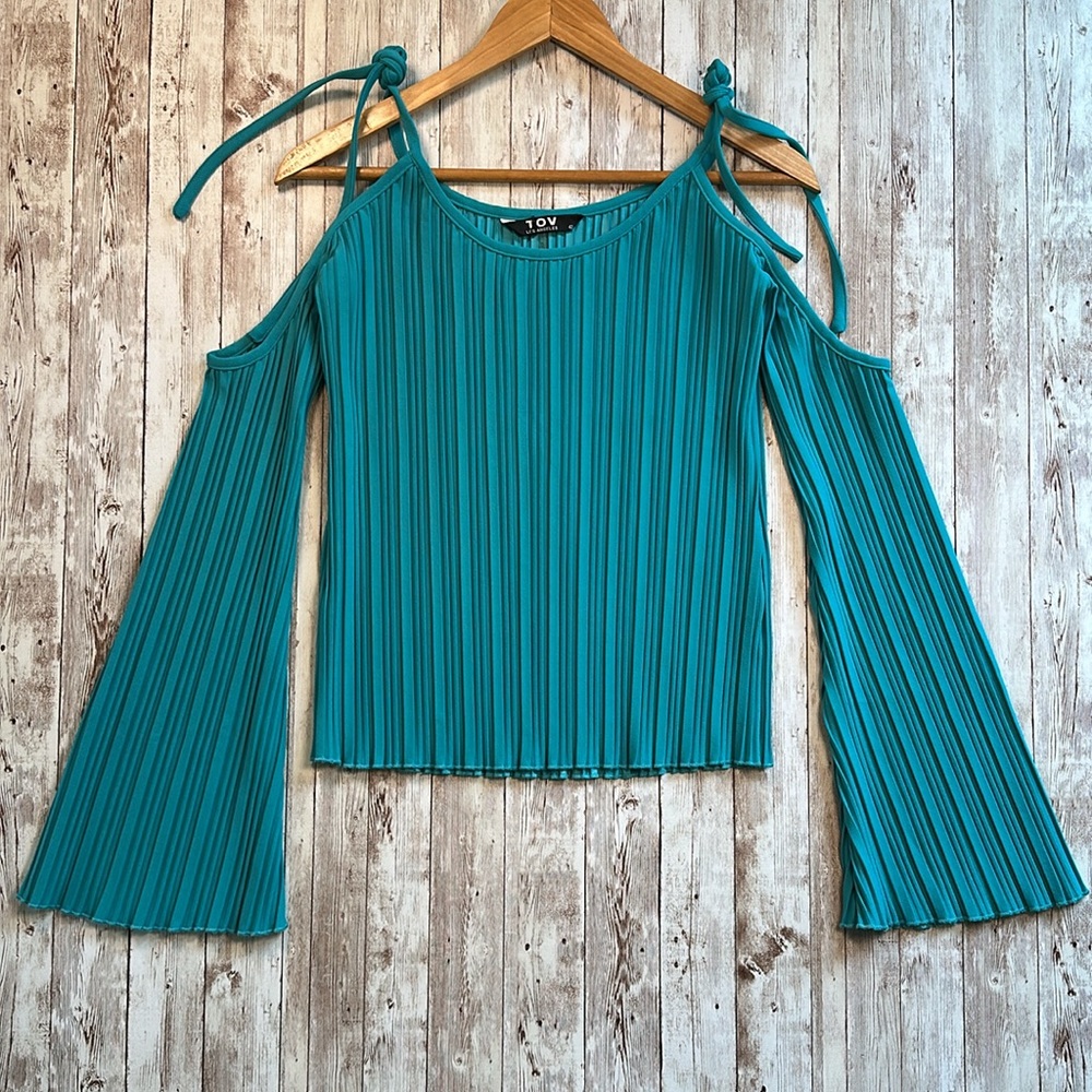 TOV Los Angeles Tie Cold Shoulder Top Bell Sleeves sz M Teal Blue Crinkle Ribbed